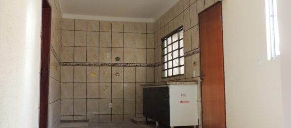 Casa à venda em Biriguí – SP – Bairro Thereza Maria Barbieri