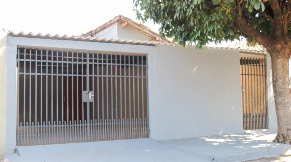 Casa à venda em Biriguí – SP – Bairro Thereza Maria Barbieri